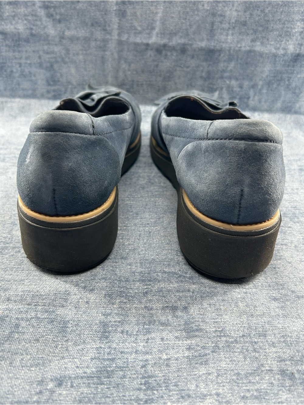 Clarks collection wedge loafers suede bow slip on navy blue sz 9M preppy chic - Picture 5 of 15
